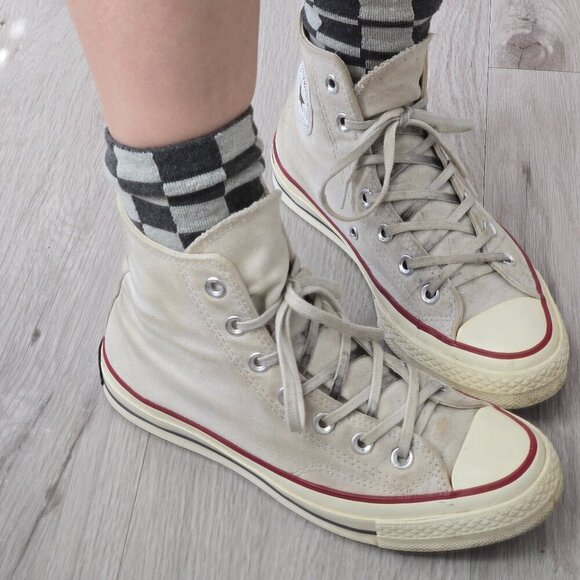 Converse | Chuck 70 white canvas monochrome grunge hi-top sneakers WMS 7 - Picture 2 of 9
